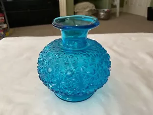 Vintage Fenton Pfau blau Gänseblümchen & Knopfmuster 5,5" hoch L E Schmiede - Bild 1 von 4