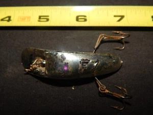 Helin's Flatfish F7 Plastic 2 Gang Hooking Vintage Crankbait Fly Fishing Lure - Picture 1 of 3