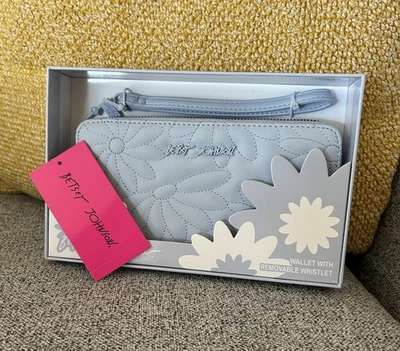 New! Betsey Johnson Blue Daisy Zip Wallet Wristlet Boxed Gift Floral - Image 1 of 4