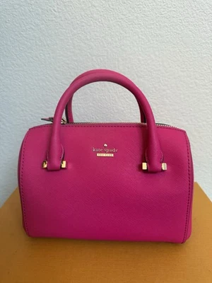 BOLSO DE MANO PEQUEÑO KATE SPADE NEW YORK ROSA INTENSO - NUEVO SIN ETIQUETAS - PRECIO DE VENTA SUGERIDO POR EL FABRICANTE $279 AUTÉNTICO Foto 1 de 4