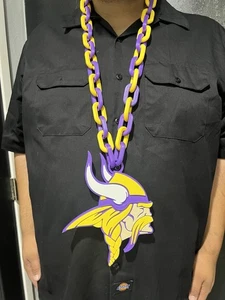 NFL Minnesota Vikings BIG Chain Logo Necklace 3D Printed - Picture 1 of 3