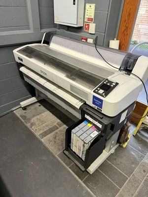 Epson Surecolor F6200 - Image 1 of 4