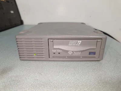Sun Microsystems DAT72 4mm External SCSI Tape Drive 380-1323-02, Powers on - Image 1 of 4