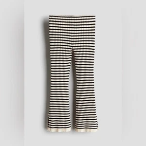 H&M Mädchen creme schwarz ausgestellt Rippstrick Hose Unterteil 10 - Bild 1 von 8