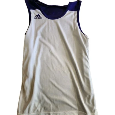 Camiseta deportiva de baloncesto reversible Adidas para hombre 3 rayas púrpura pequeña nueva Foto 1 de 4