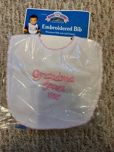 "i love" embroidered bibs - Picture 1 of 2