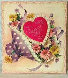 BIGLIETTO DI AUGURI VALENTINO VINTAGE, PER LA MOGLIE PIÙ CARA, CUORE DI RASO, 1950 - Foto 1 di 4