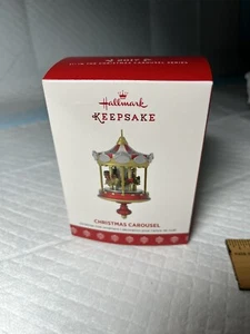 Hallmark Ornament 2017 1. in der Weihnachtskarussell-Serie Neu im Karton - Bild 1 von 7
