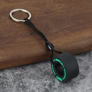 F1 Pirelli Reifen Schlüsselanhänger, P Zero, Formel 1, Keychain, Rad grün - Bild 1 von 3