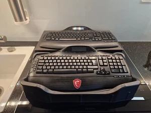 Logitech MX5500 Revolution! 2 mal die Tastatur plus USB Bluetooth Empfänger!!! - Bild 1 von 5