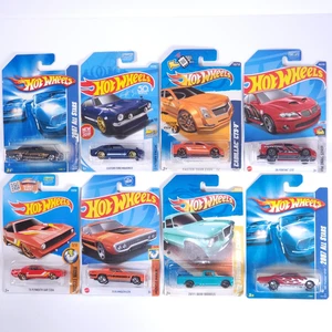 Hot Wheels Classic American Lote Maverick GTO Cuda GTX Thunderbolt Lote de 8 - Imagen 1 de 5