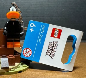 Lego Daffy Ente Minifigur Schlüsselanhänger 854199 Looney Tunes Neu - Bild 1 von 2