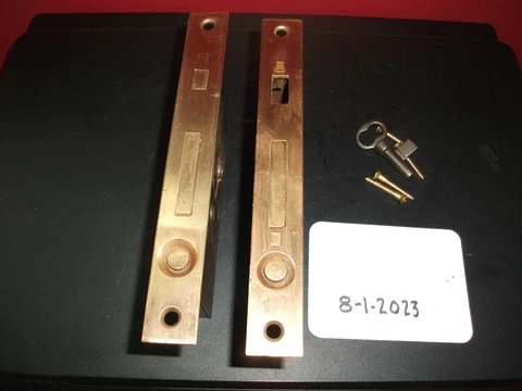 PLAIN FLAT Face Pocket Door Locks+KEY  7 1/2"x 15/16" x 3/32"T FP Cover