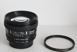 NIKON  NIKKOR  AF  20mm 1:2.8D  --- ARGENTIQUE ET NUMÉRIQUE  --- - Photo 1/4