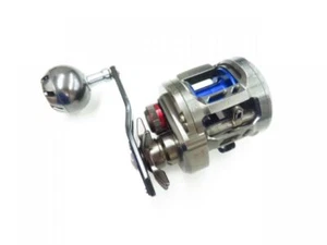 Daiwa 17 Saltiga BJ 200SH bait cast reel① - Picture 1 of 10