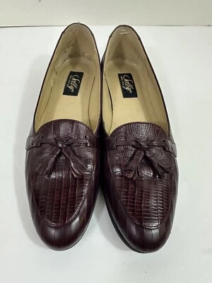 Selby Womens Slip On Loafers Flats Leather Burgundy Tassels 8.5N EUC - Image 1 of 4