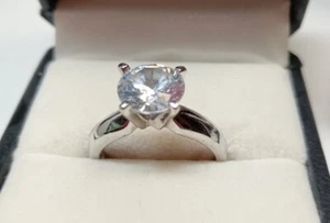 Beautiful 925 Sterling Silver CZ Solitaire Engagement Ring size 7 - Picture 1 of 3