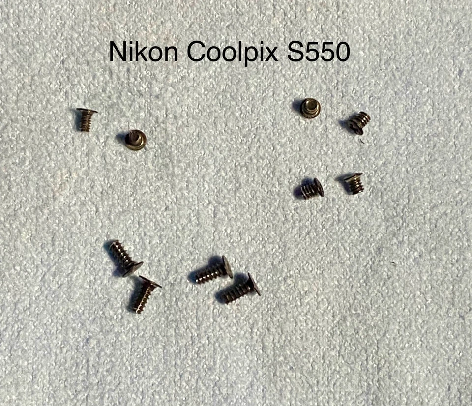 Tornillos de cuerpo (10 piezas) para cámara digital Nikon COOLPIX S550 - Piezas de reparación Foto 1 de 1