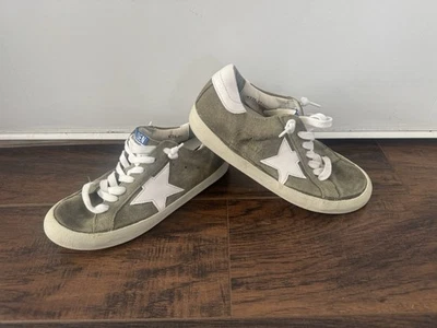 Golden Goose Superstar Mujer’s - Zapatilla Baja Talla US 6.5/EUR 37 Oliva Foto 1 de 4