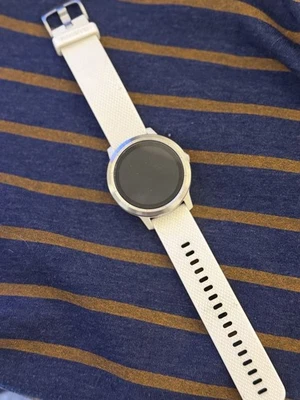 Garmin Vivoactive 3 Smartwatch - Image 1 of 2
