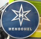 Znak Henschela z żeliwa, okrągła średnica 45cm "używany"(730)