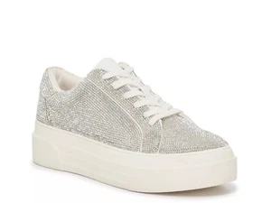 Woman's Fashion Sneakers Jessica Simpson Cherello Platform Sneaker - Picture 1 of 8