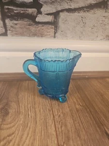 1930's blue glass milk/cream jug 7cm tall - Picture 1 of 4