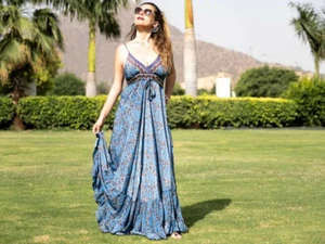 Women Indian Vintage Sari Silk Maxi Dress-Boho Gypsy Hippie Halter dress - Picture 1 of 8