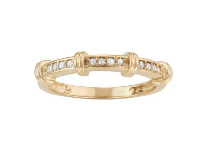 Stunning Antique Women's Band In Solid 10K Yellow Gold With 0.12CT Real Diamond - Image 1 of 3