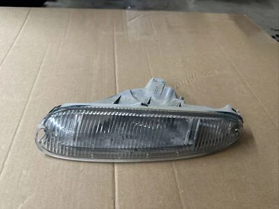 1990-1997 Mazda MX-5 Miata 1.8L Driver Left Front Bumper Mounted Front Light - Image 1 of 4
