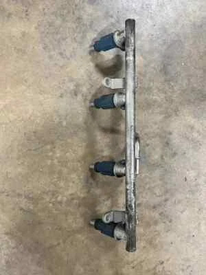 2006-2007 Kawasaki NINJA ZX14 OEM Fuel Injectors Gas Jets Rail Hose - USED - Imagem 1 de 4