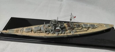 Schlachtschiff Bismarck in 1:700 TOOOP - Bild 1 von 4