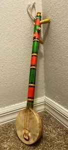 Handgefertigte Massivholzsaiten Drehleier Soulmusik Guembri Bass Gnawa Instrument - Bild 1 von 17