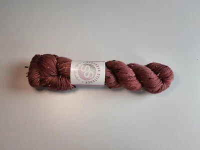 Suburban Stitcher Tweed DK 85/15 SW Merino, Donegal NEP 100g/231yds, Rosewood