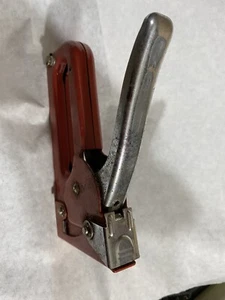 ARROW Modell JT-21M rot Tacker Schwerlast Verschluss Tacker Tacker Vintage - Bild 1 von 5