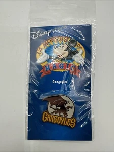 Disney 12 Monate Magie Wasserspeier Pin - Bild 1 von 3