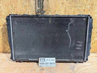 Subaru Impreza Wrx Sti GC8 GF8 1996 5 velocidades turbo radiador con ventilador de refrigeración OEM JDM Foto 1 de 4