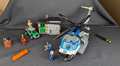 LEGO CITY: Helicopter Surveillance (60046)  bricks Complete with minifigs - Image 1 of 4