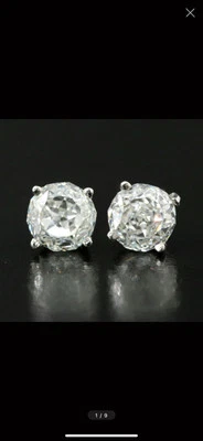 Pendientes de diamantes de 2,02 CTW en platino con informes GIA Foto 1 de 4