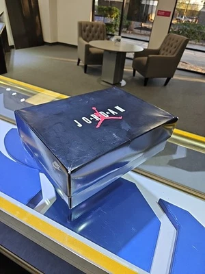 Talla 10.5 - Jordan 11 Retro Bajo 72-10 Foto 1 de 4