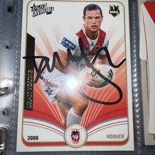 Dean Young Signed 2006 Select Invincible card St George Illawarra Dragons