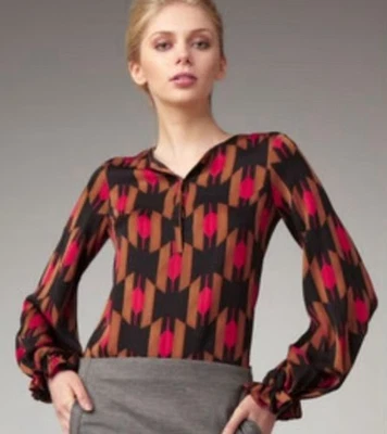 Diane von Furstenberg 真丝弹力 Madeline 衬衫上衣,尺寸 8 M 气球袖 — 第 1/4 张图片