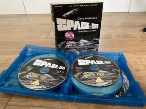Space 1999 Limited Edition - The Complete First Series - Blu Ray - Gary Anderson - Picture 1 of 4