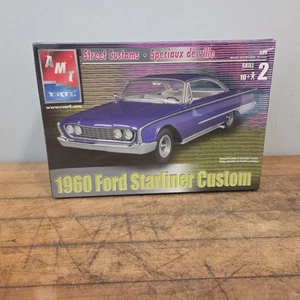AMT Ertl 2002 Street Customs Modell 1960 Ford Starliner - Bild 1 von 13