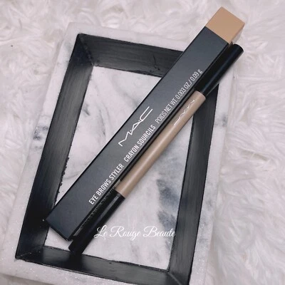MAC Eye Brows Styler Crayon Sourcils - Omega Full size thin eyebrow pencil  - Image 1 of 2