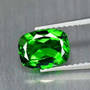 1.23Ct Pretty VVS Clarity Unheated Chrome Diopside ,Russia - Picture 1 of 1