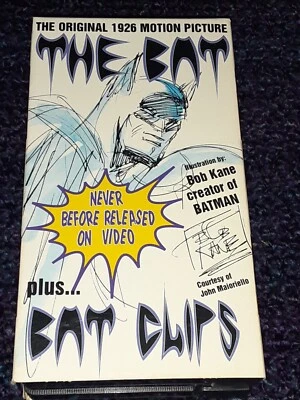 Vintage Batman 1926 The Bat Plus Bat Clips VHS Superhero Action Simitar - Image 1 of 4