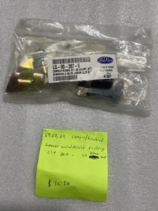 Lower Windshield Molding Clip Set 1967-1969 Pontiac Firebird & Chevy Camaro - Picture 1 of 3