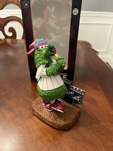 Phillie Phanatic Philadelphia Phillies Mascot Alternate Version BOBBLEHEAD New - Picture 1 of 8