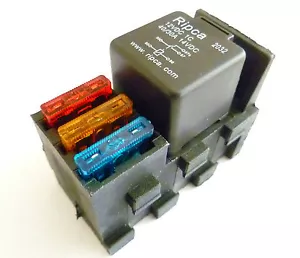 5 pin relay base with 3 x built-in standard size blade fuse holders     ALT/RELF - Picture 1 of 2